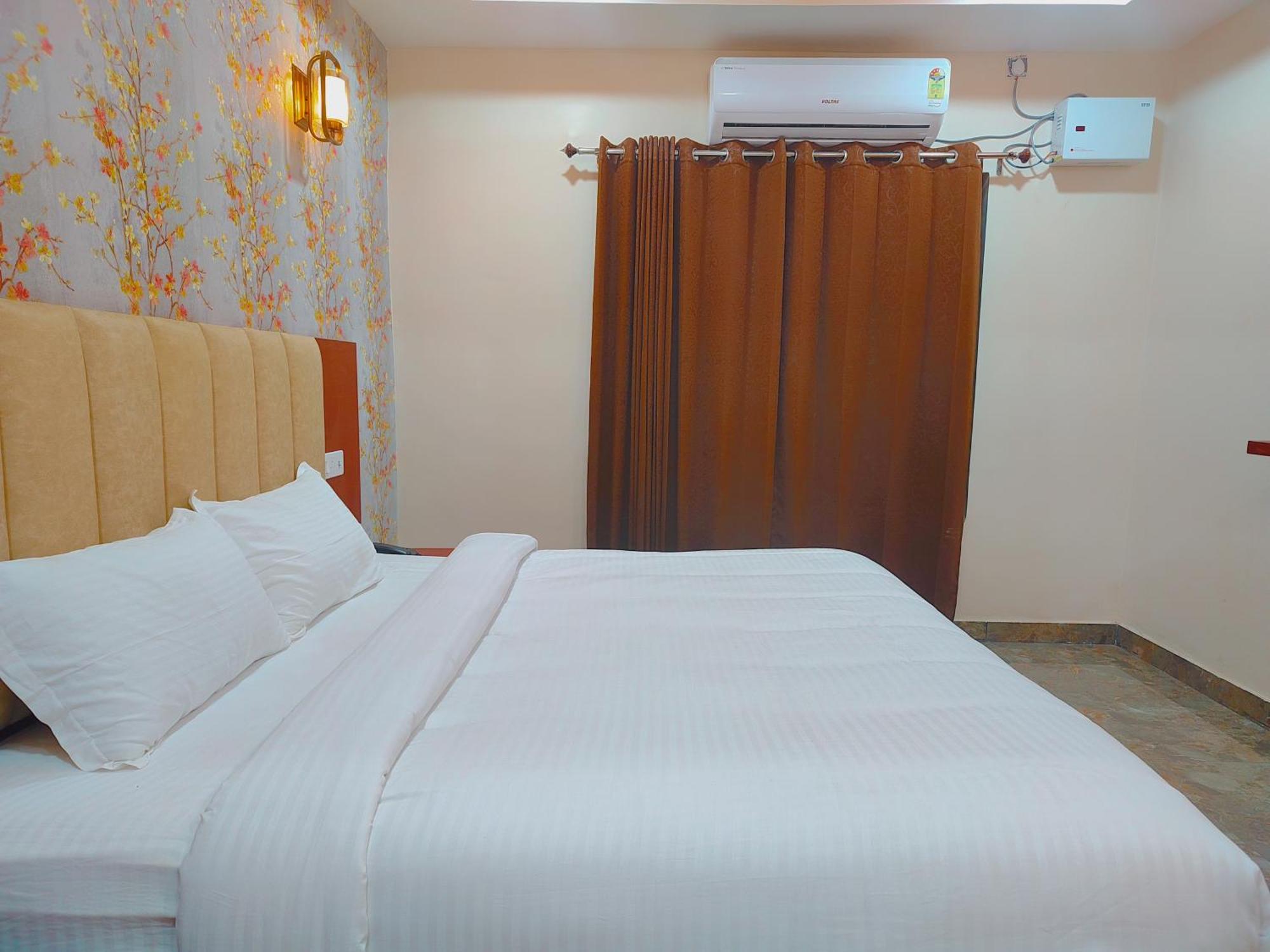 Awadh Samrat Resort Ayodhya Luaran gambar
