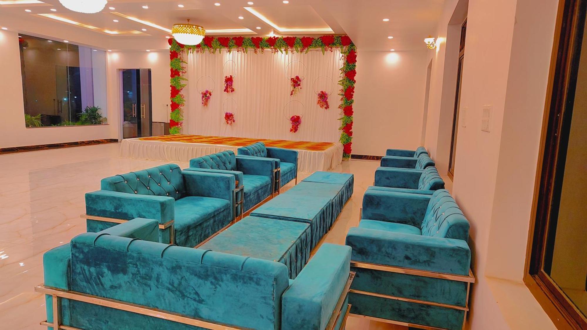 Awadh Samrat Resort Ayodhya Luaran gambar
