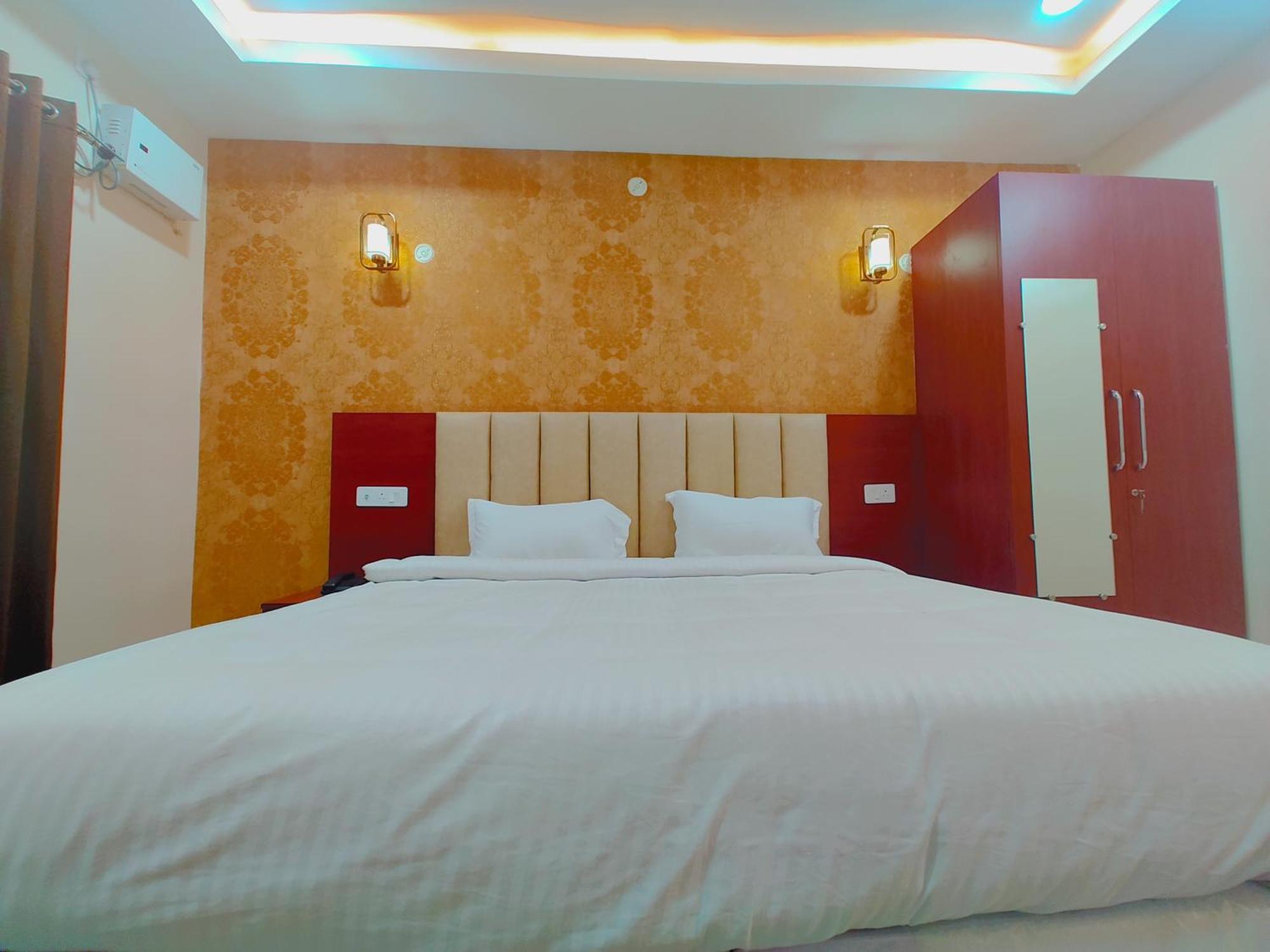 Awadh Samrat Resort Ayodhya Luaran gambar