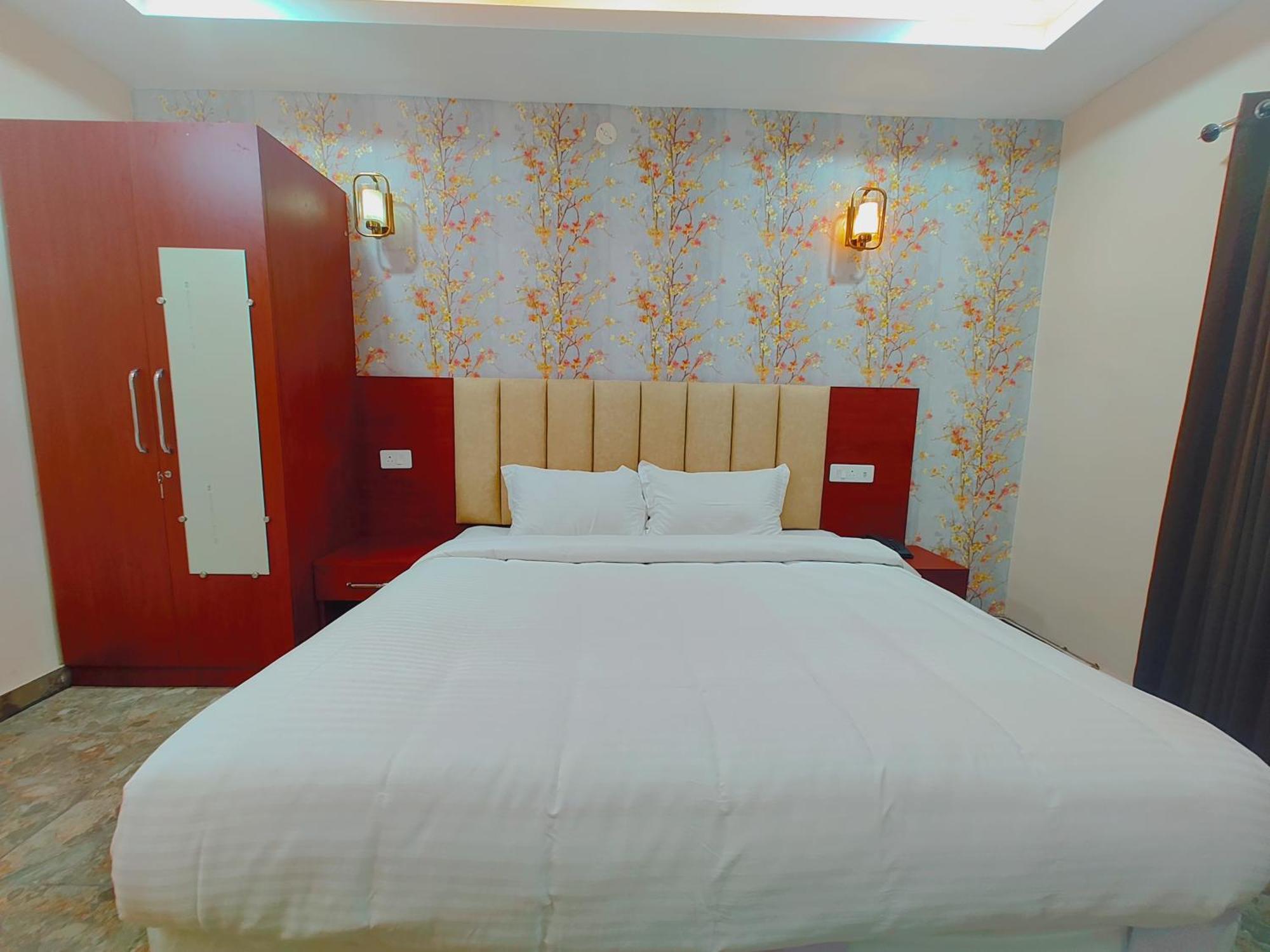 Awadh Samrat Resort Ayodhya Luaran gambar