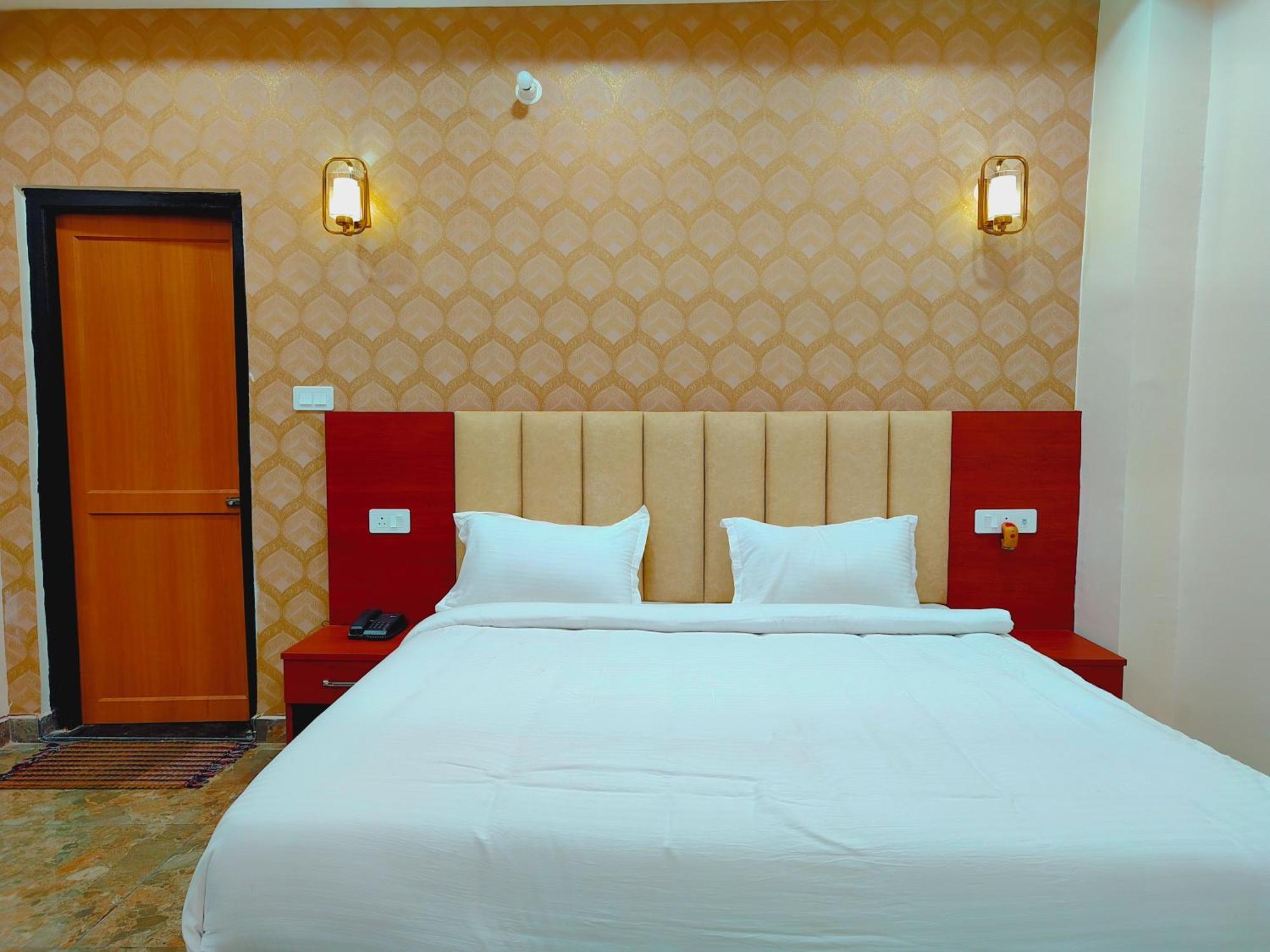 Awadh Samrat Resort Ayodhya Luaran gambar