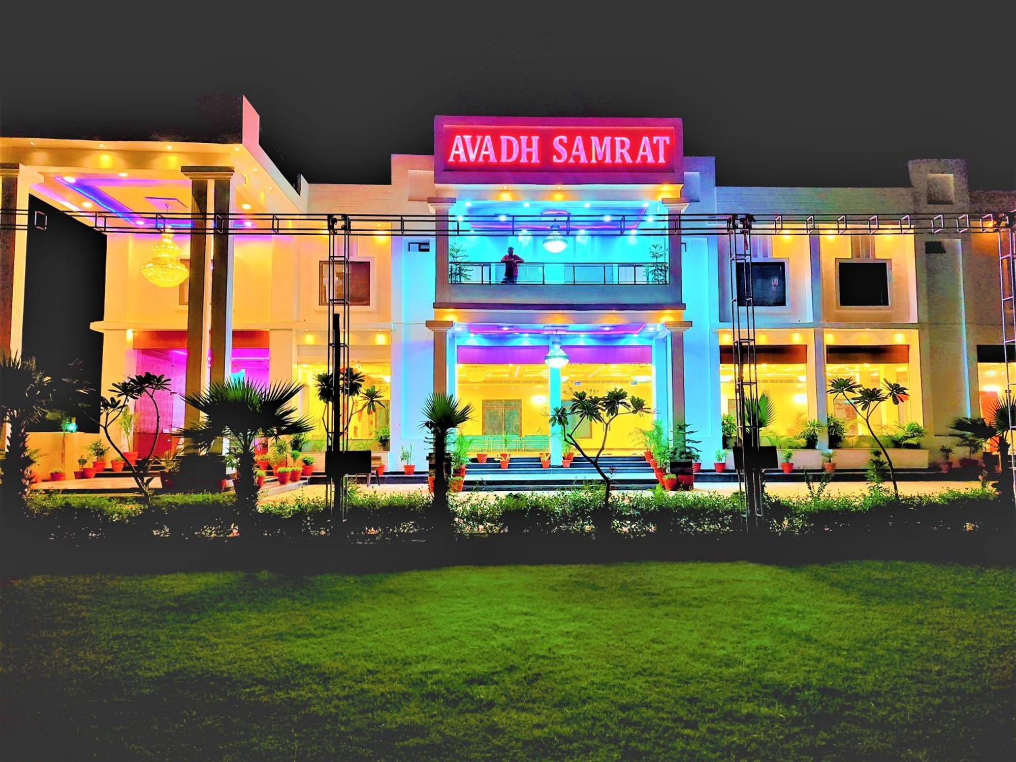 Awadh Samrat Resort Ayodhya Luaran gambar