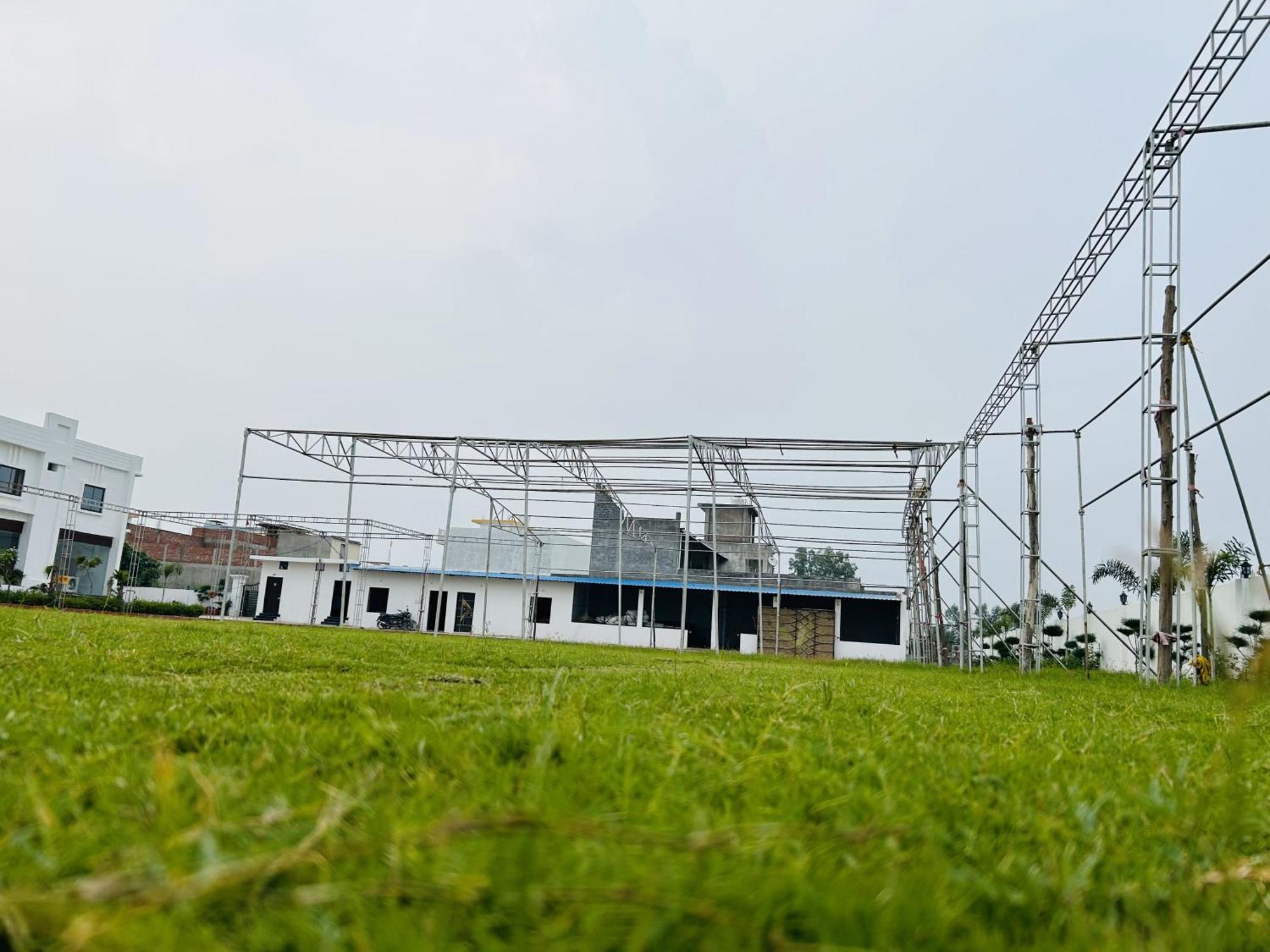 Awadh Samrat Resort Ayodhya Luaran gambar